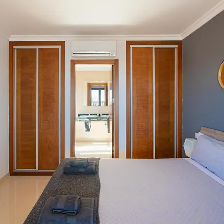 Cavendish With Sea Views And Heatable Pool Close To Flamingo Коста Бланка
