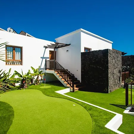 Вилла Cavendish With Sea Views And Heatable Pool Close To Flamingo *
