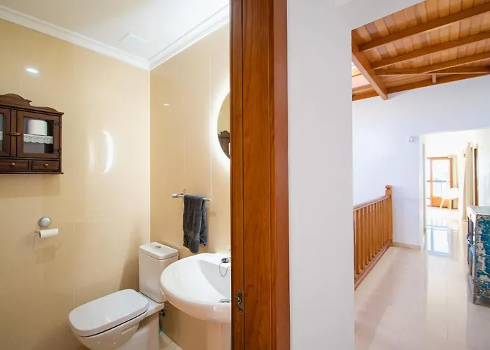 Cavendish With Sea Views And Heatable Pool Close To Flamingo *