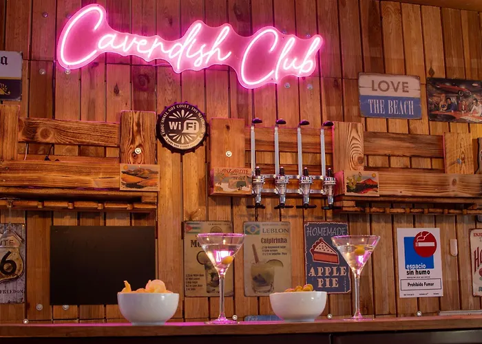 Cavendish With Sea Views And Heatable Pool Close To Flamingo فيلة