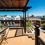 Cavendish With Sea Views And Heatable Pool Close To Flamingo *