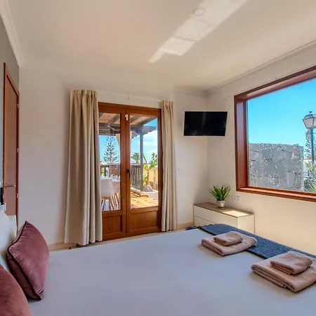 Cavendish With Sea Views And Heatable Pool Close To Flamingo Villa *
