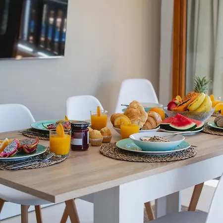 Βίλα Cavendish With Sea Views And Heatable Pool Close To Flamingo *