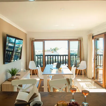 Cavendish With Sea Views And Heatable Pool Close To Flamingo