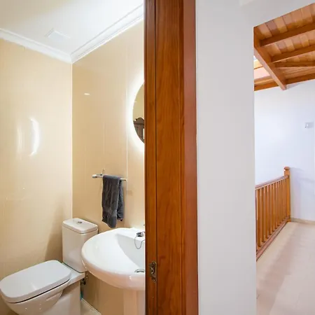 Cavendish With Sea Views And Heatable Pool Close To Flamingo *