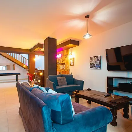 Cavendish With Sea Views And Heatable Pool Close To Flamingo Playa Blanca (Lanzarote)