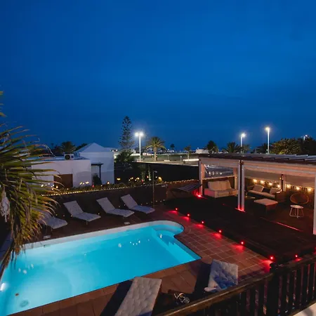 Cavendish With Sea Views And Heatable Pool Close To Flamingo *