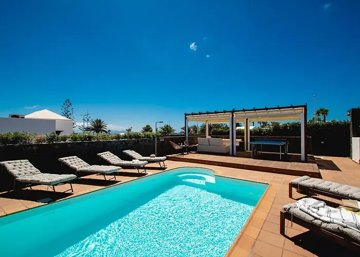 Cavendish With Sea Views And Heatable Pool Close To Flamingo * Playa Blanca